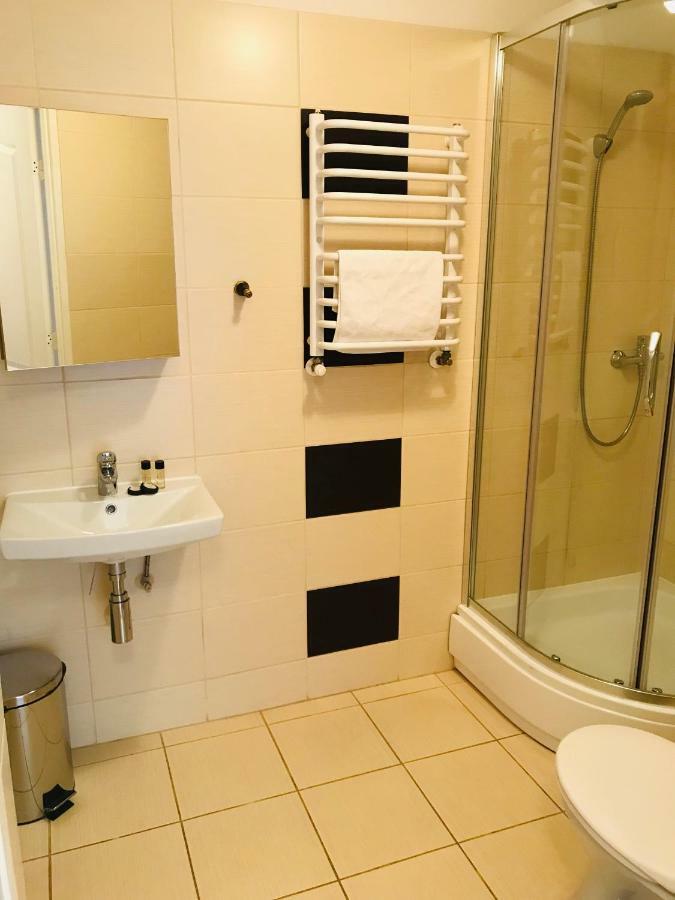Azalia Bed & Breakfast
